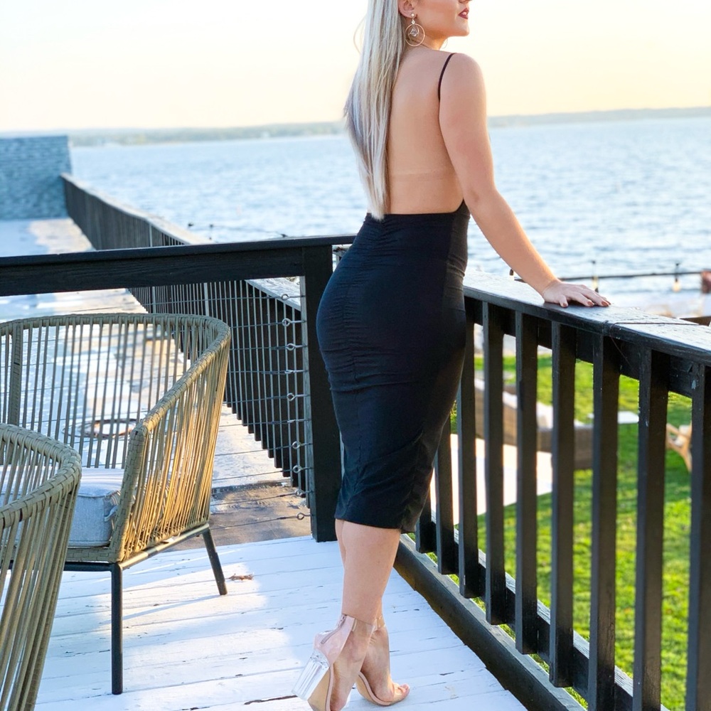 Chic Black Backless Dress